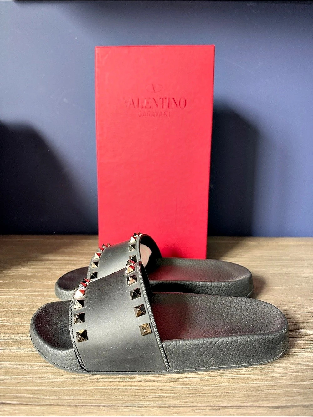 Valentino Rockstud Slide Sandals Black size 35/5 Like New